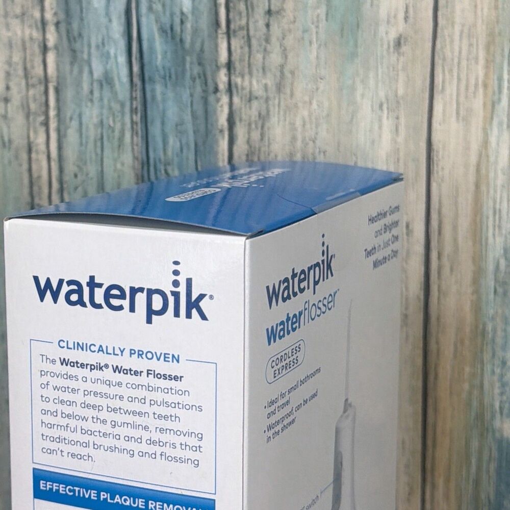 Waterpik Cordless Express Portable Water Flosser Battery Operated White NIB - Picture 7 of 8